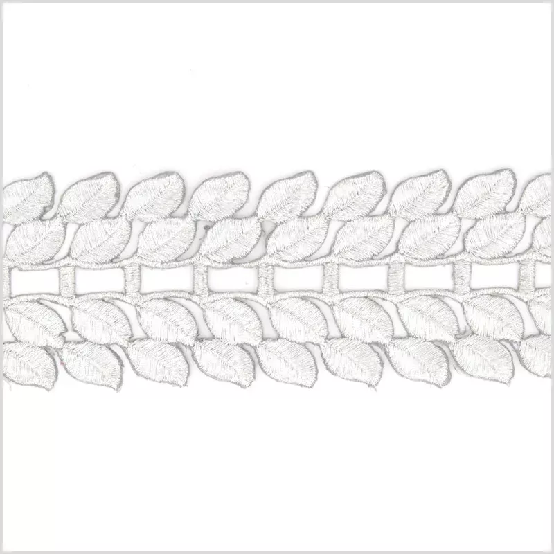 2.75″ Metallic Silver Leafy Trim