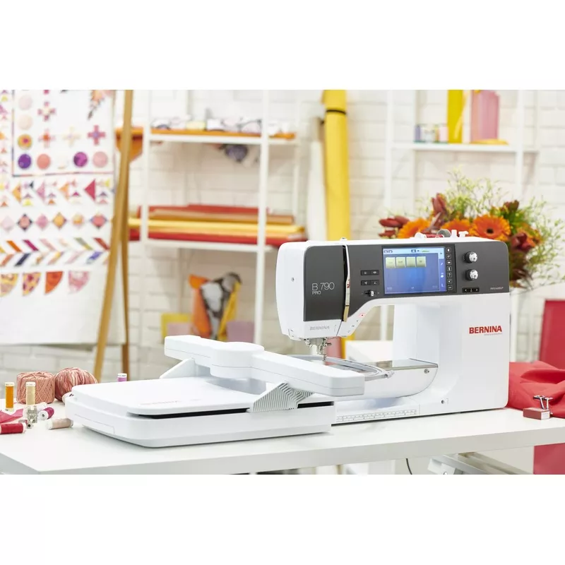 Bernina 790 PRO W/SDT
