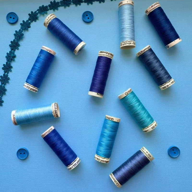 Blue & Turquoise Sew-all Thread 100m / 248 Electric Blue