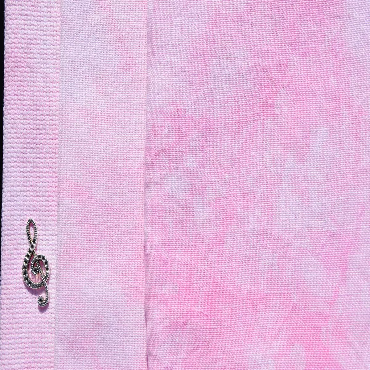 Clara (Nutcracker Box exclusive) – Fat Quarter | Linen | 28 ct