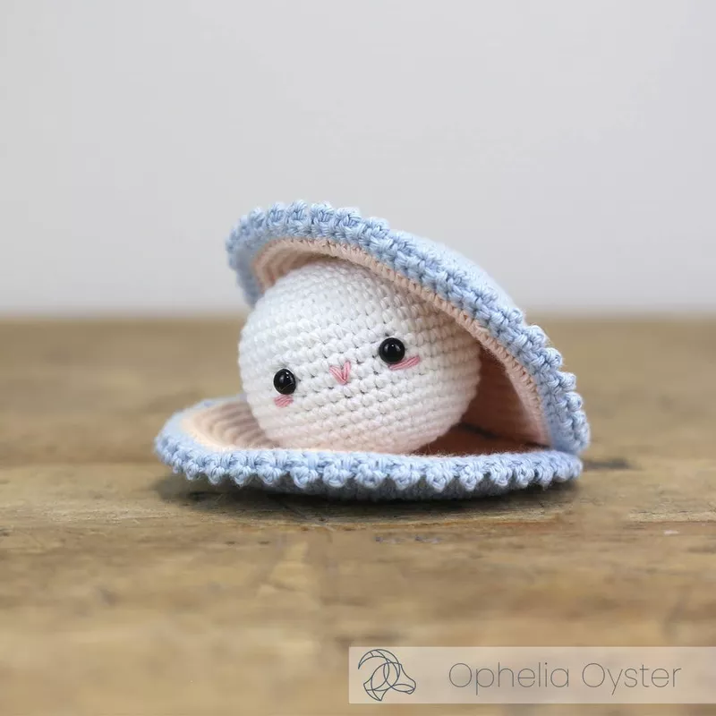 DIY Crochet Kit – Ophelia Oyster
