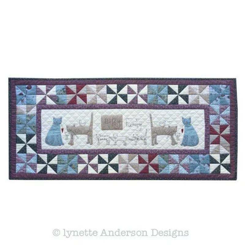 Happy Family Tablerunner – pattern