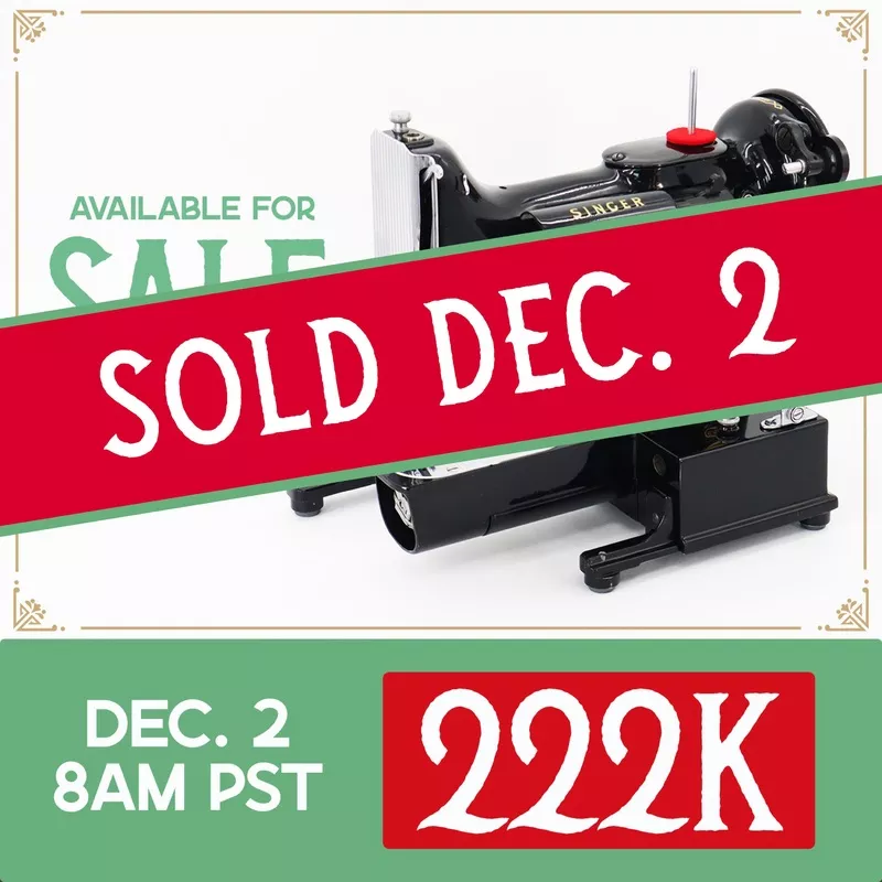 Singer Featherweight 222K Sewing Machine – EM6052**, 1957