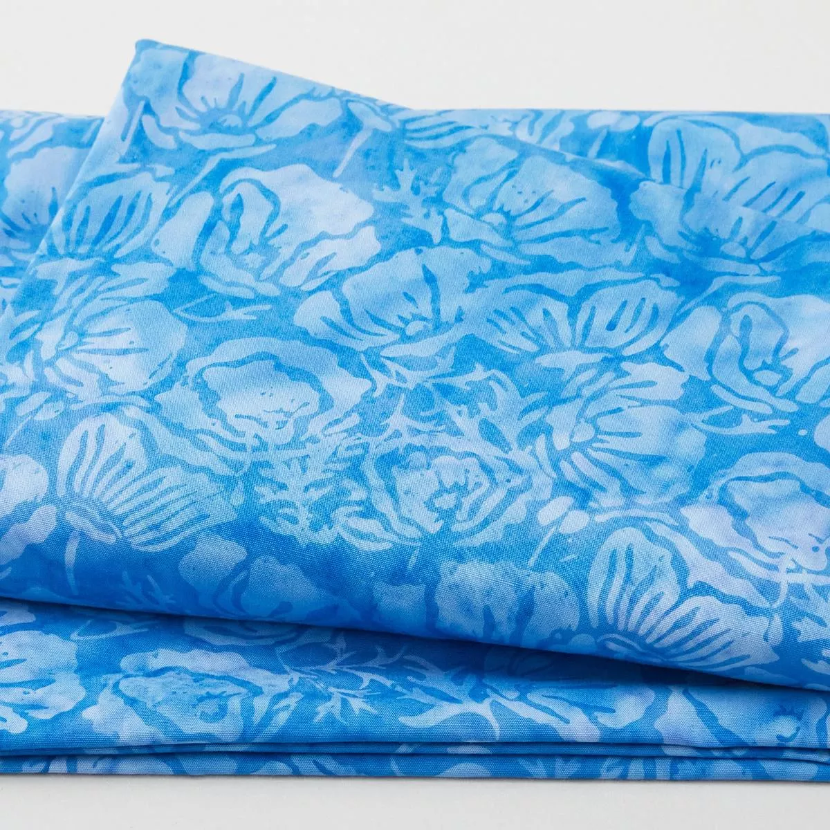 Starry Night Batiks – Poppies Chambray 2 Yard Cut
