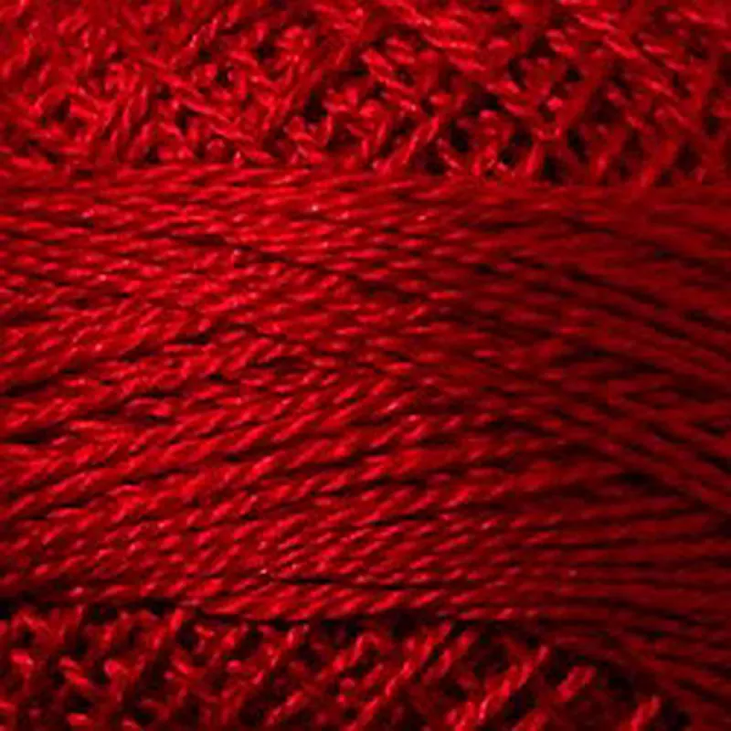Valdani 5wt Solid #1333 – Christmassy Red