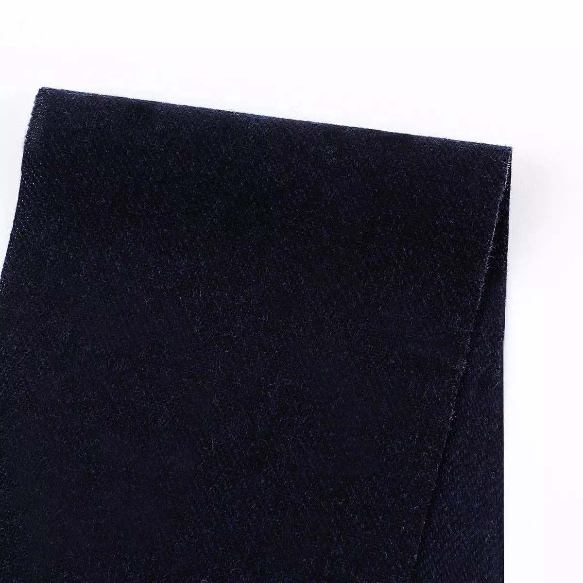 Woolly Suiting – Night